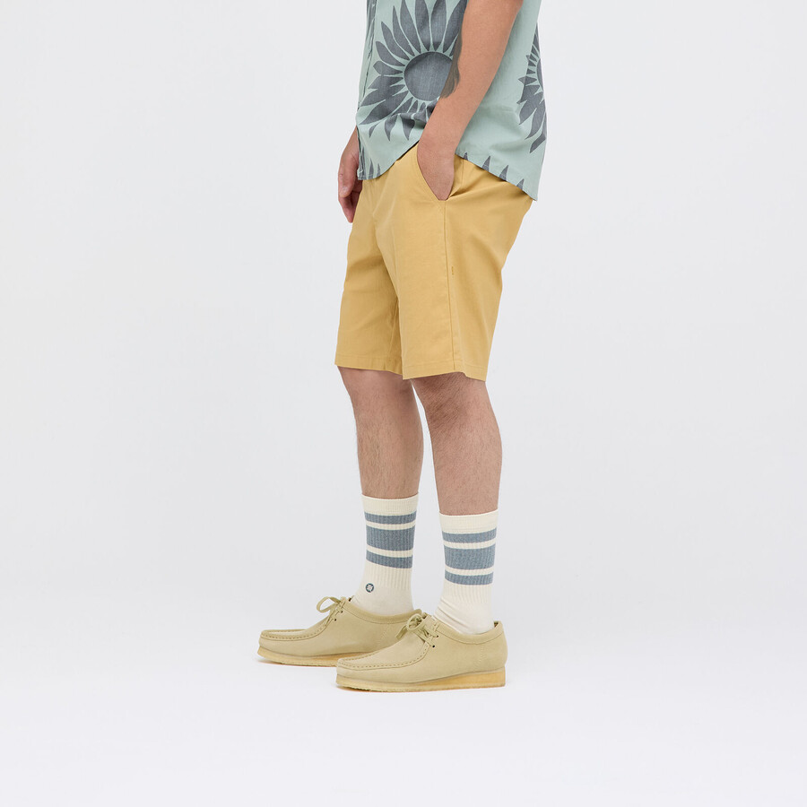 pantalón corto chino compuesto con freshtektrade